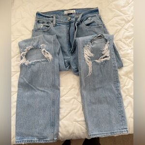 Abercrombie & Fitch 90s Straight Ultra High Rise - Light Blue Denim